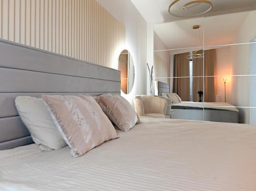 Apartament Topaz 30 Konin  Exteriör bild